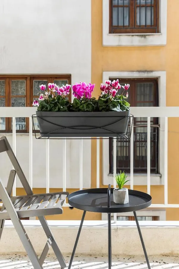 Homey Skg Thessaloniki Apartment